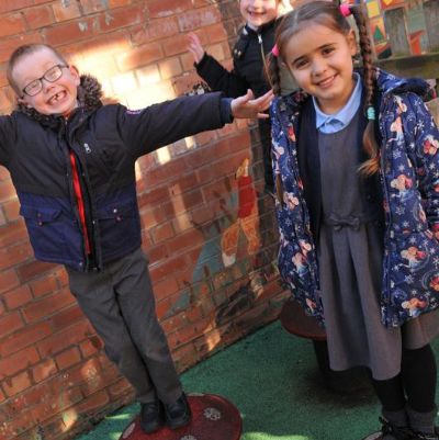 Holy Trinity Southport 120.jpg